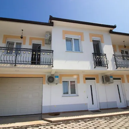 Guest House Blagaj Гостевой дом 3*