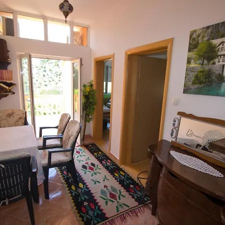 Guest House Blagaj Гостевой дом 3*