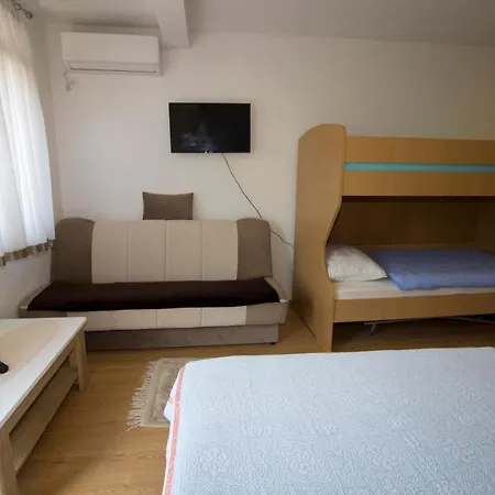 Guest House Blagaj 3*